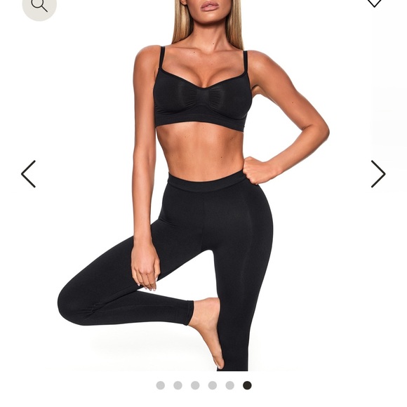 SKIMS seamless soft smoothing (eclipse - black) leggings - Picture 1 of 4